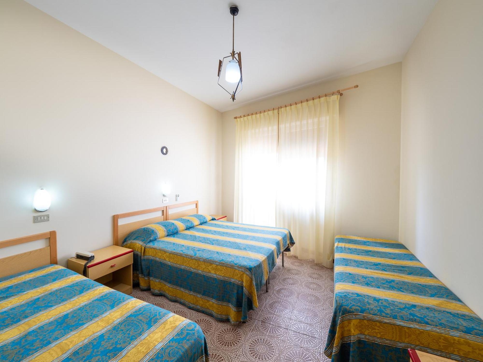 Hotel Blurelda Silvi Marina Exterior foto